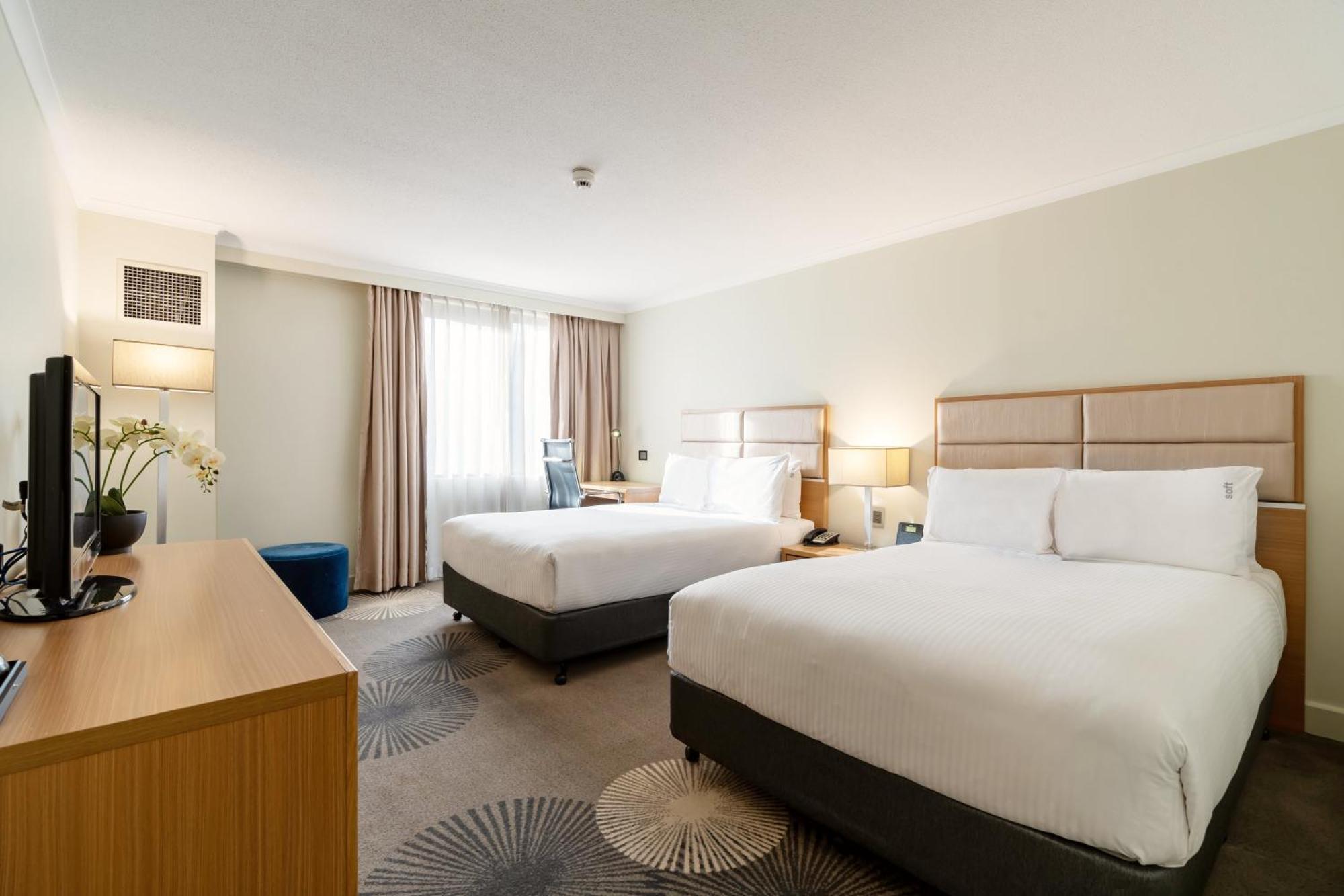 Holiday Inn Parramatta, an IHG Hotel Sydney Exteriör bild